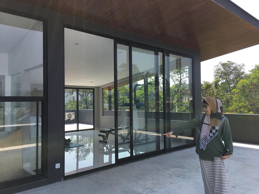 Er House